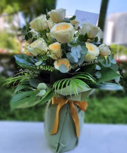 Sublime Cream Rose Bouquet