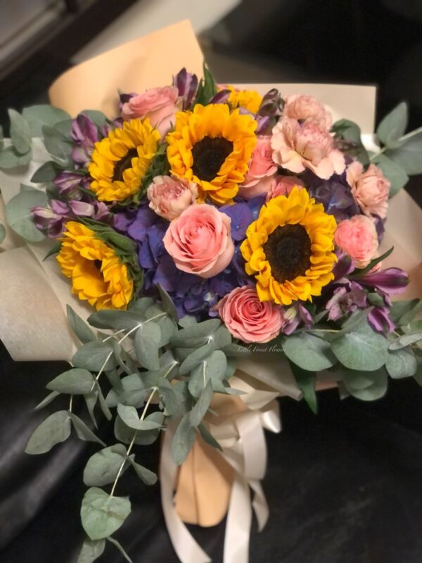 Versatile Sunshine Bouquet